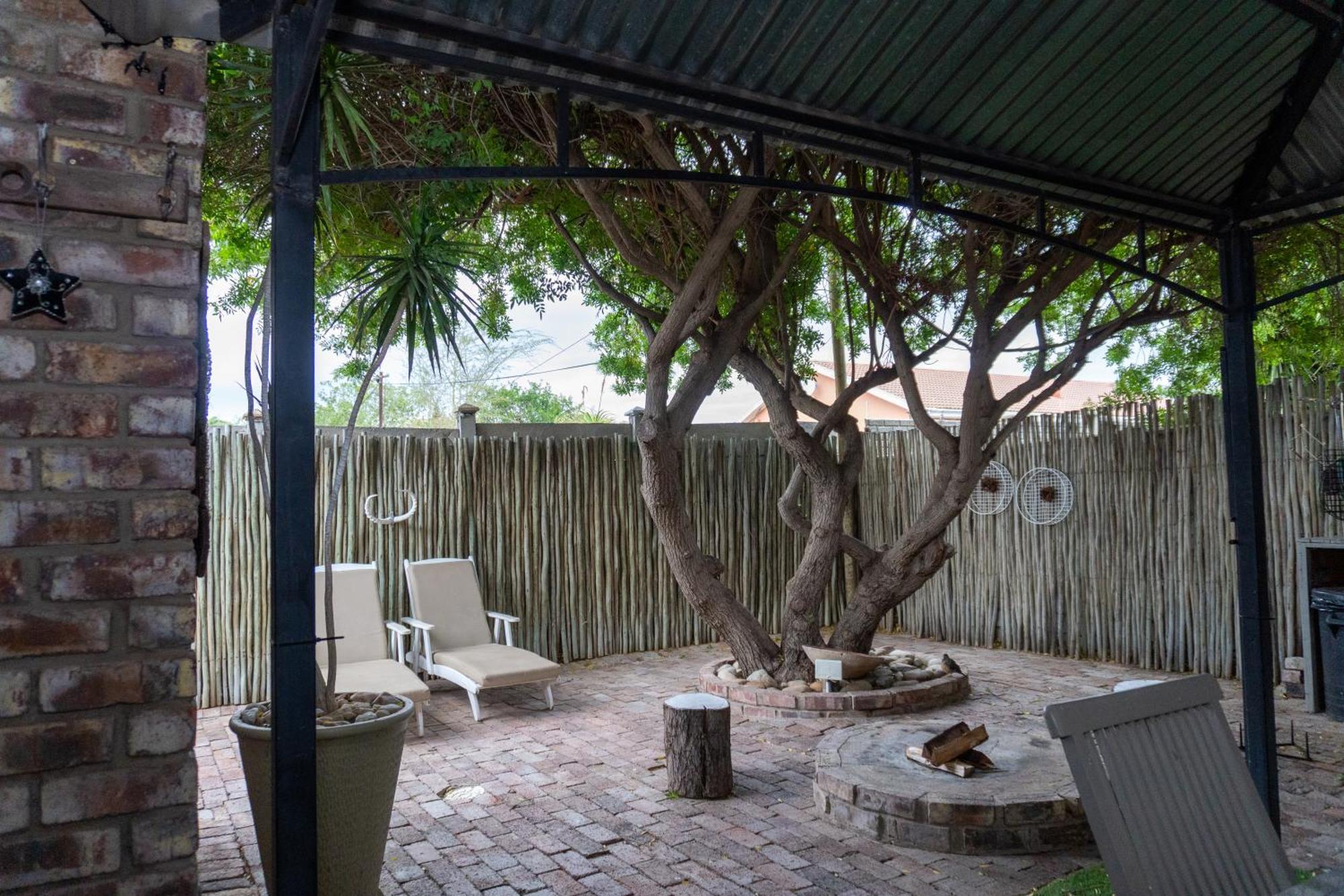 Earthbound Guest House Oudtshoorn Luaran gambar